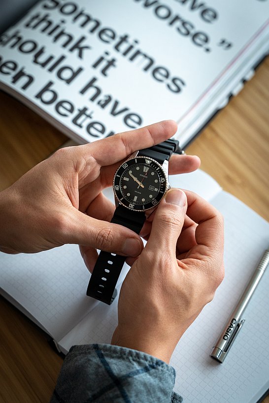 casio mdv 107 1a3